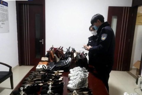 揭秘网红背后的交易：百万粉丝大V售假获利2000万！